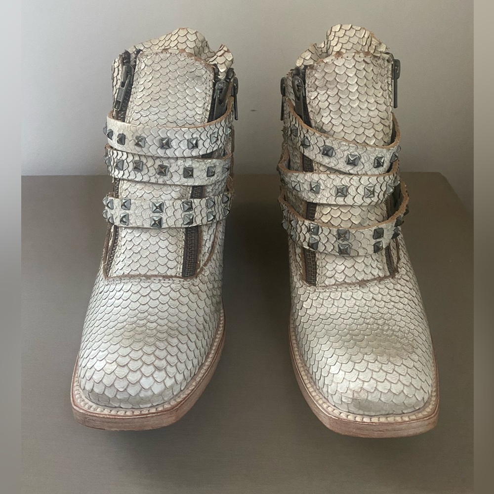 RARE Freebird Truth Snakeskin Studded Bootie Sz 7